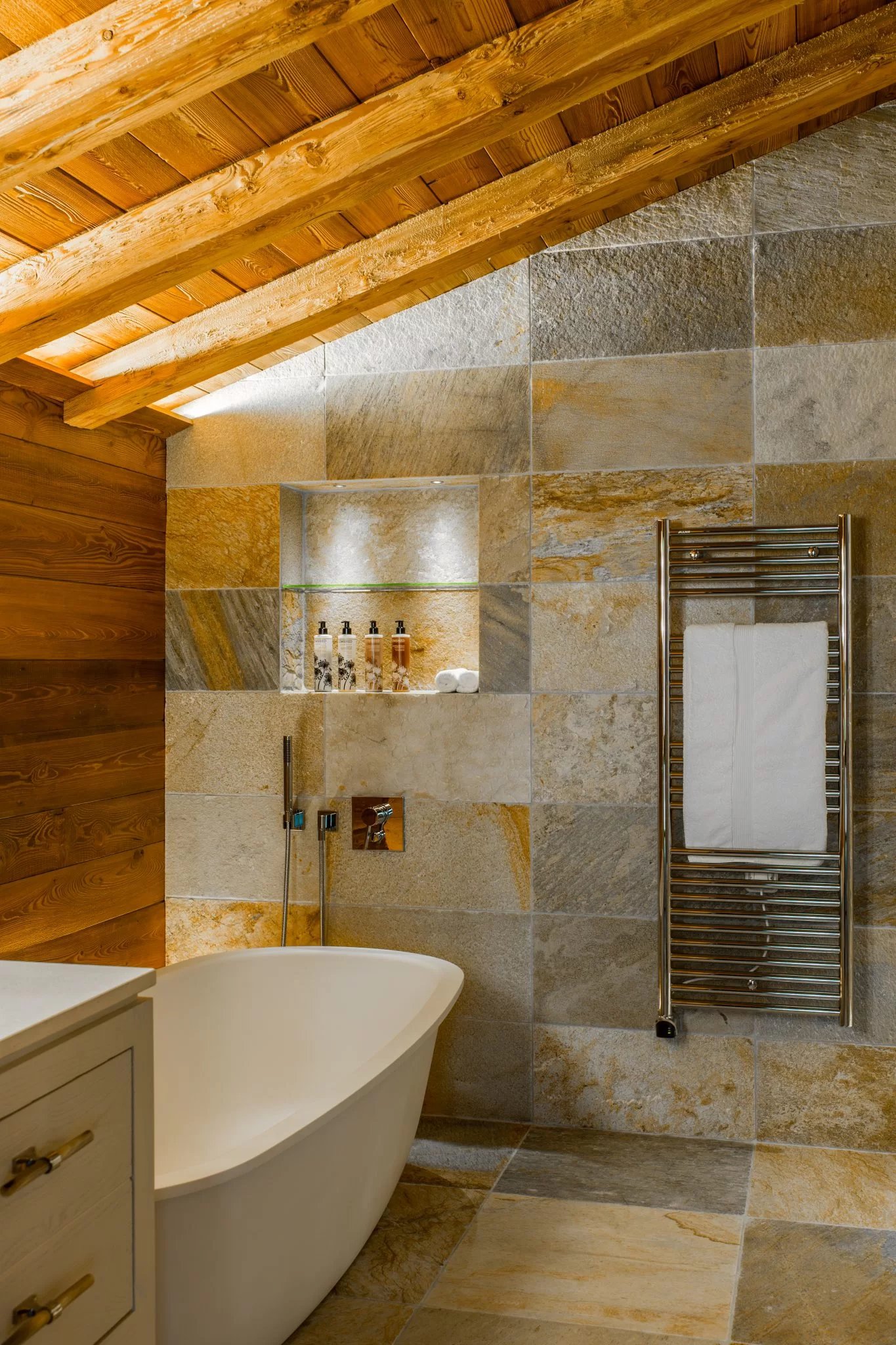 Chalet Ciel Bleu Luxury in Chamonix — image 17