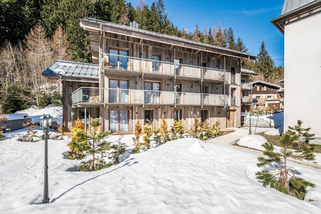 Argentière Mountain Lodge, a luxury self catered chalet in Chamonix, France