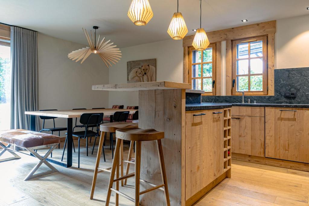 Chalet Belledonne Escape in Megeve — image 15