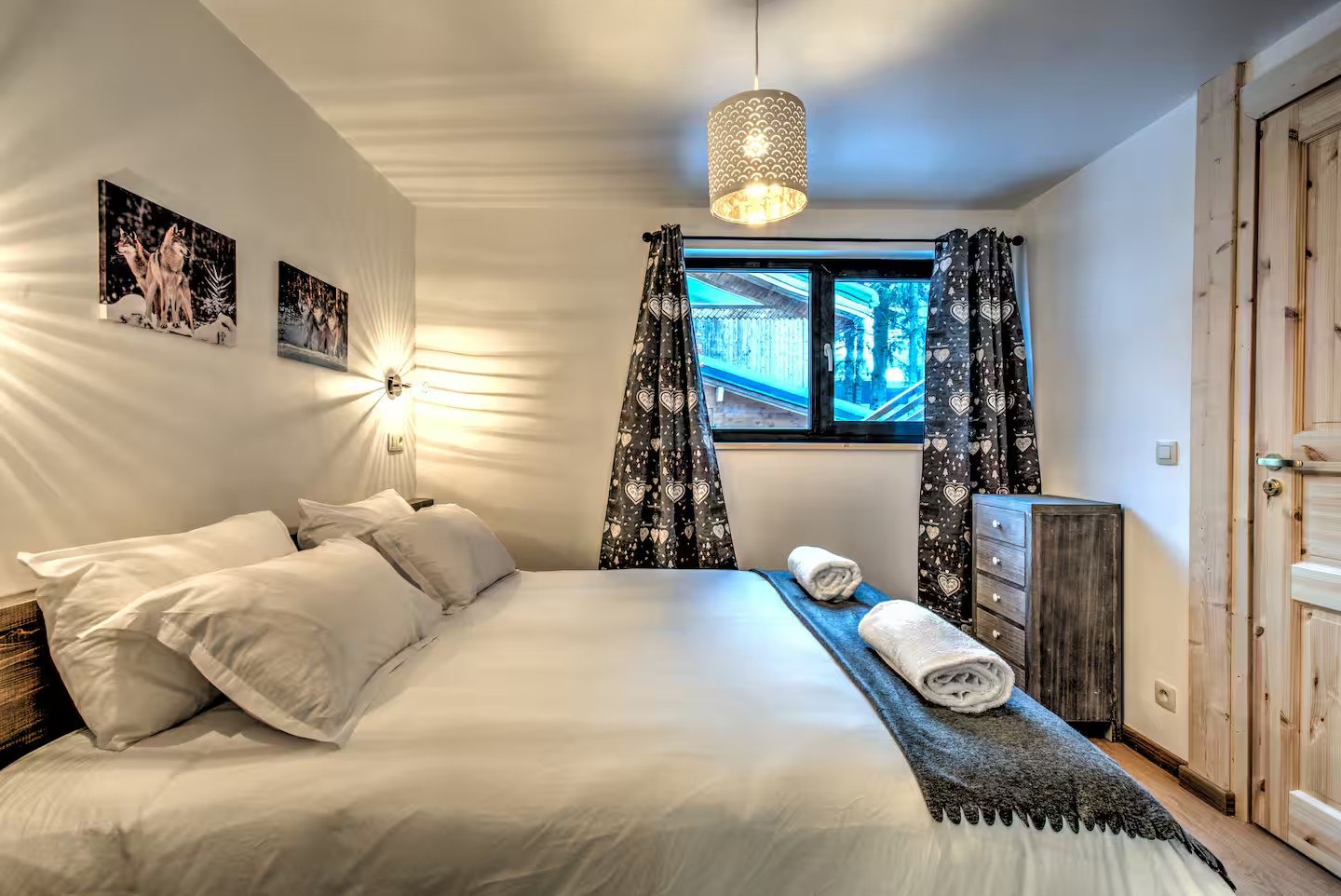 Chalet Glacier Panorama in Chamonix — image 20