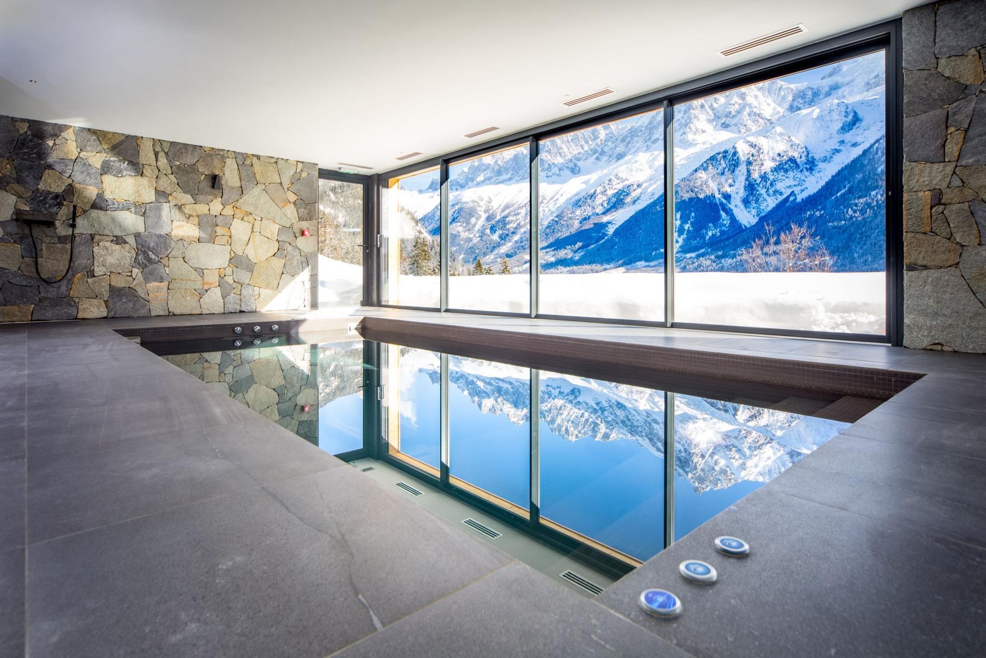 Chalet Mont Blanc View in Chamonix — image 2