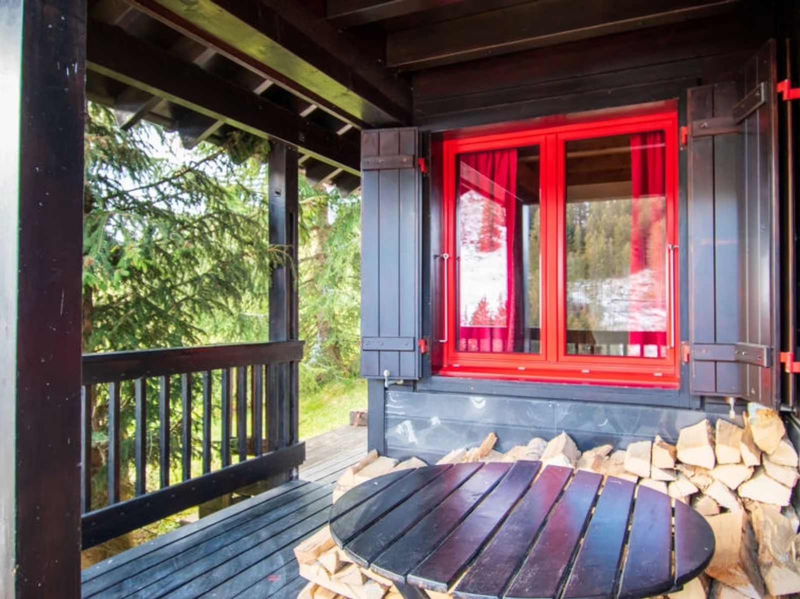 Chalet Le Cyclamen in Champoussin — image 36