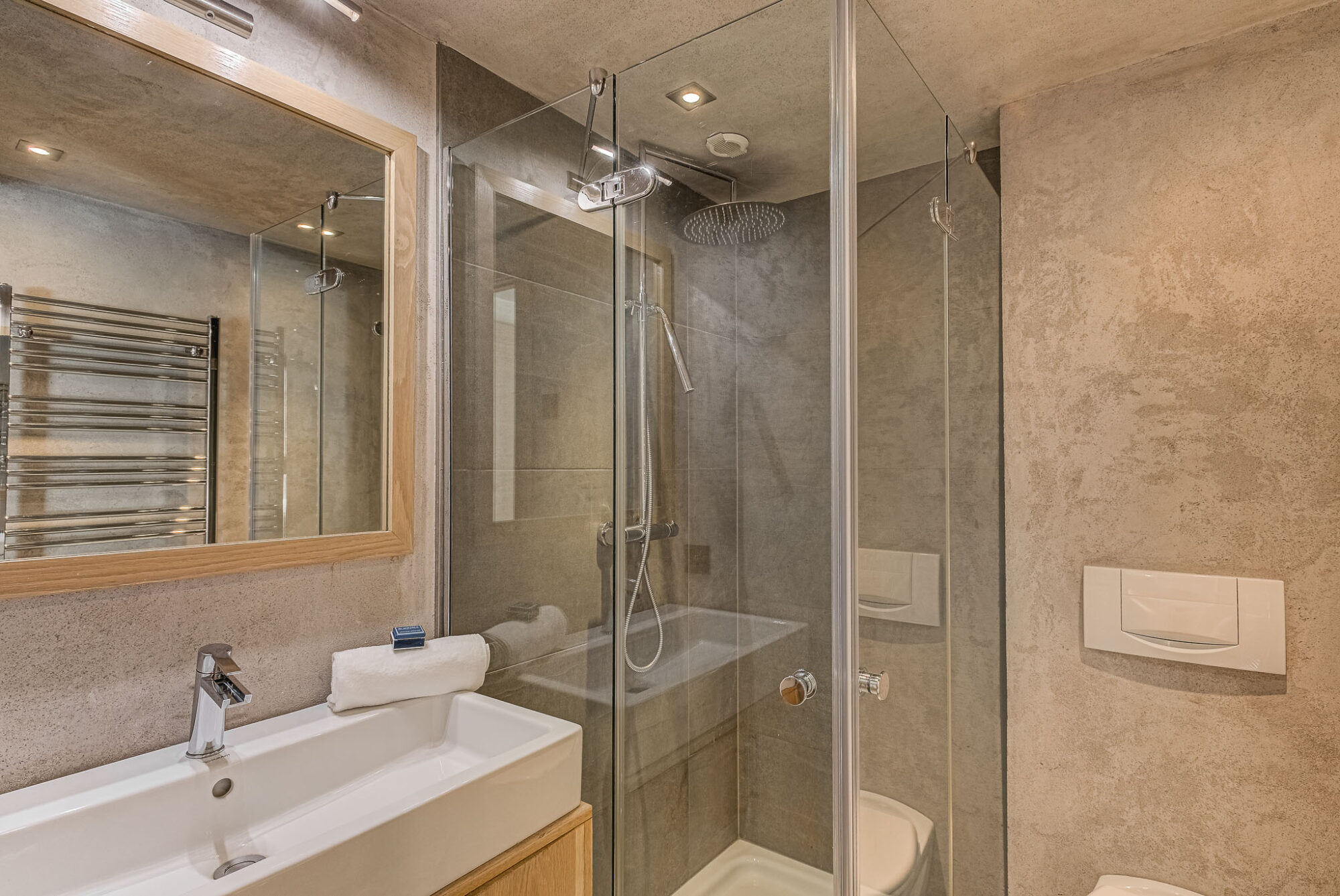 Chalet des Neiges in Chamonix — image 29