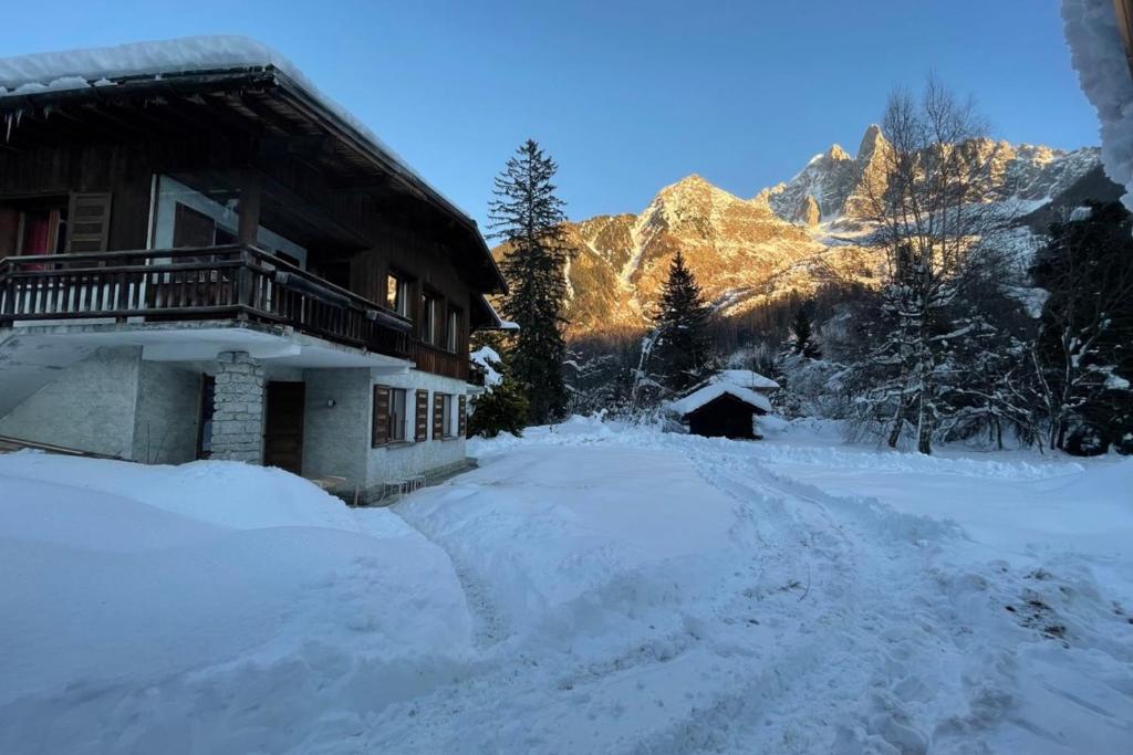 Chalet Aiguille Charm in Chamonix — image 16
