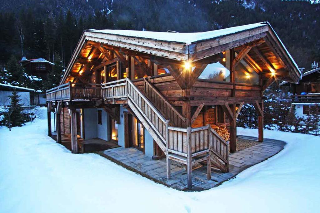 Chalet Les Praz Retreat, a luxury self catered chalet in Chamonix, France