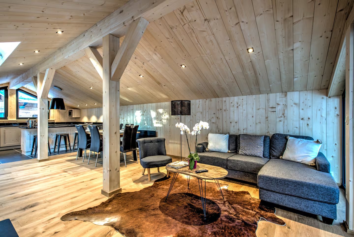 Chalet Glacier Panorama in Chamonix — image 11