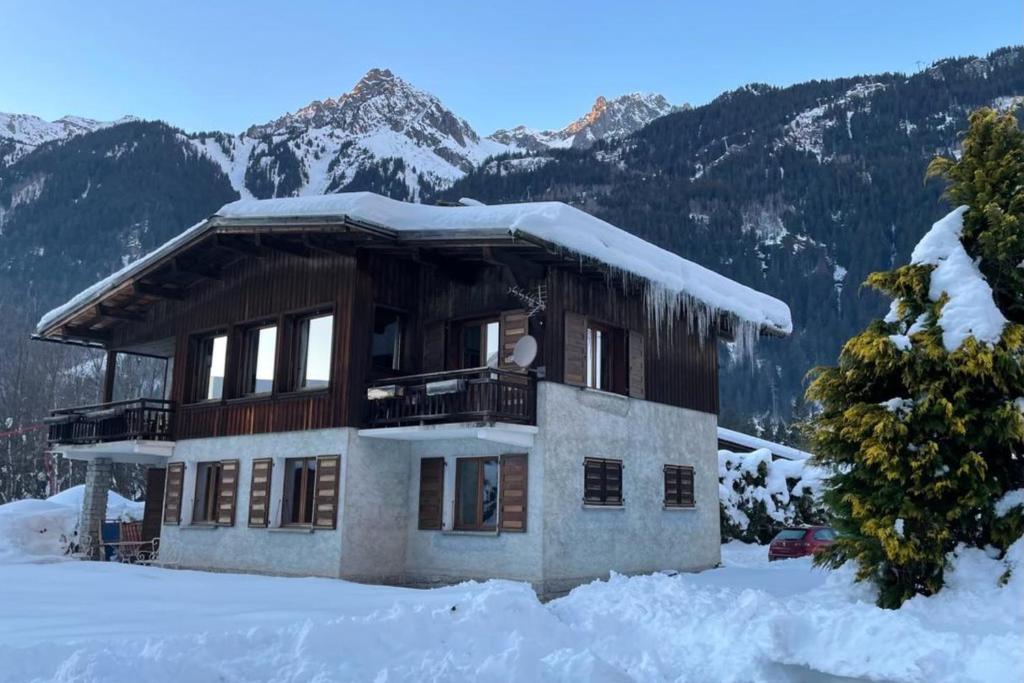 Chalet Aiguille Charm in Chamonix — image 10