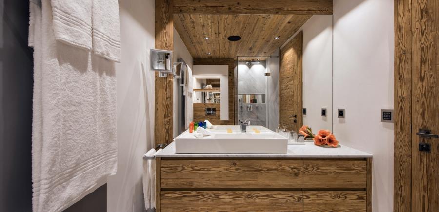 Chalet Cervin Elegance in Zermatt — image 27