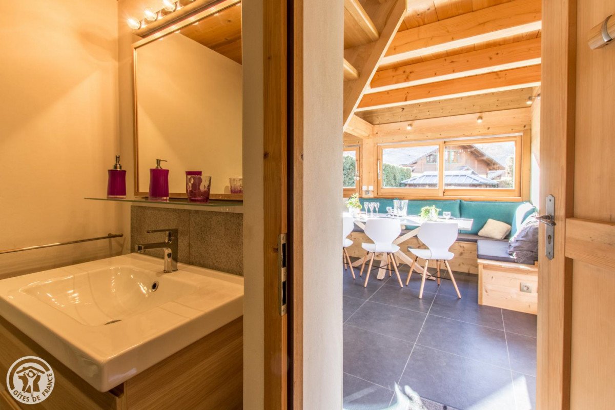 Chalet du Lac Alpin in Megeve — image 5