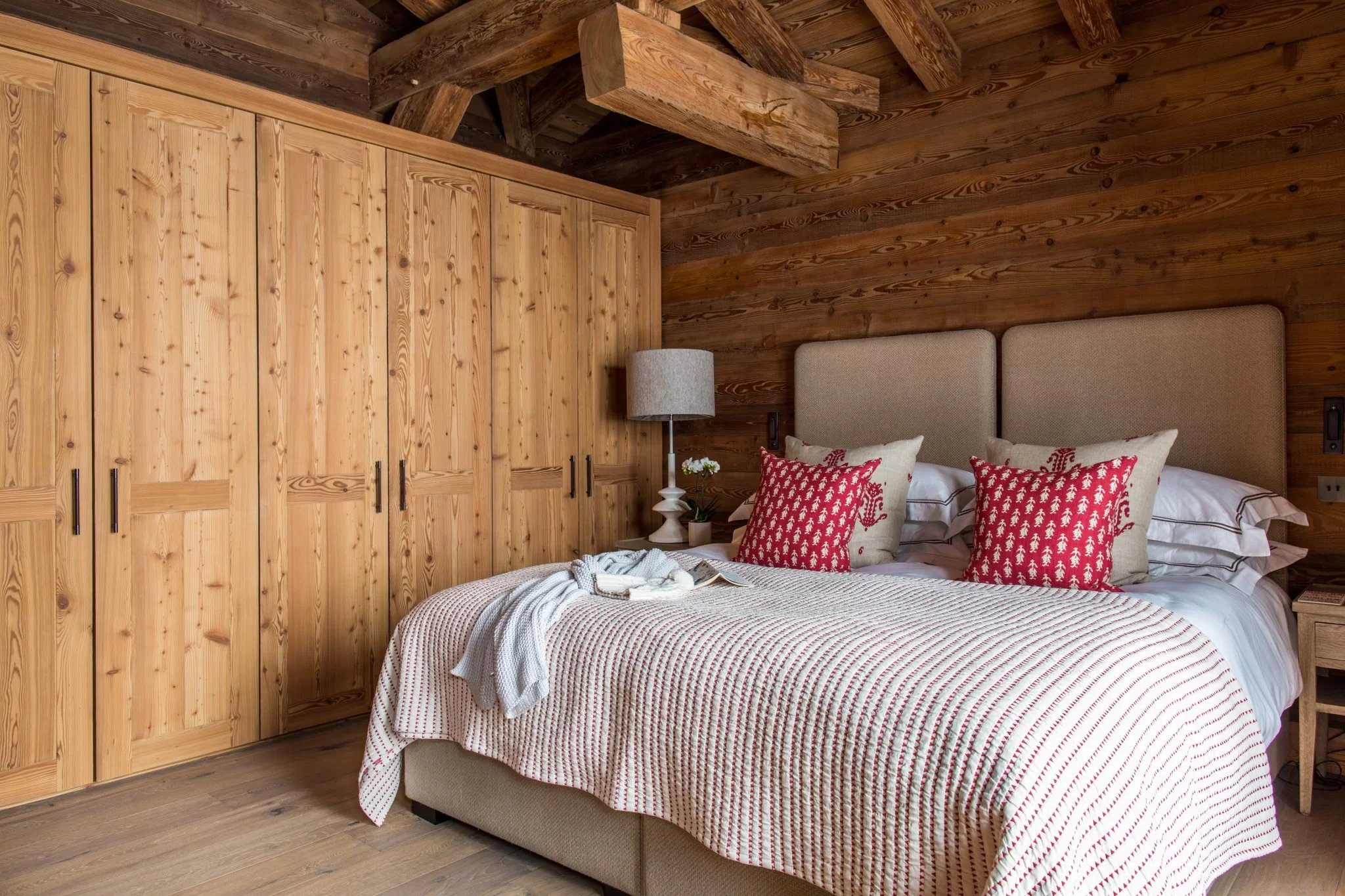 Chalet Ciel Bleu Luxury in Chamonix — image 12