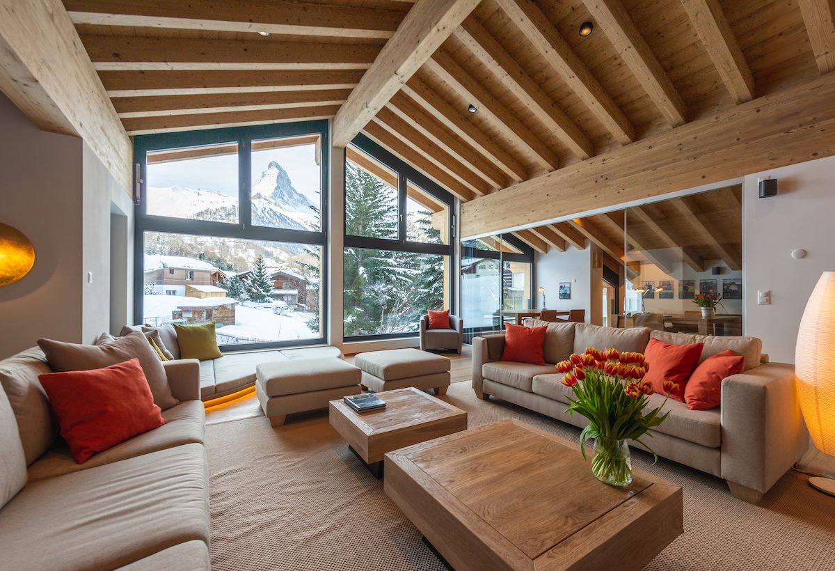 Chalet Étoile du Matin, a luxury catered chalet in Zermatt, Switzerland