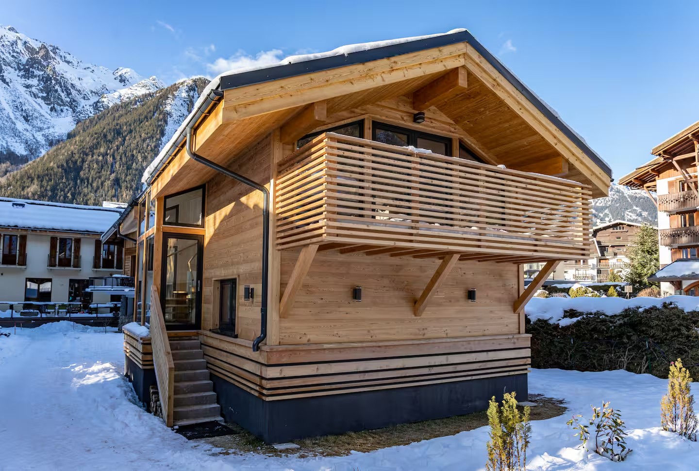 Chalet Glacier Panorama in Chamonix — image 21
